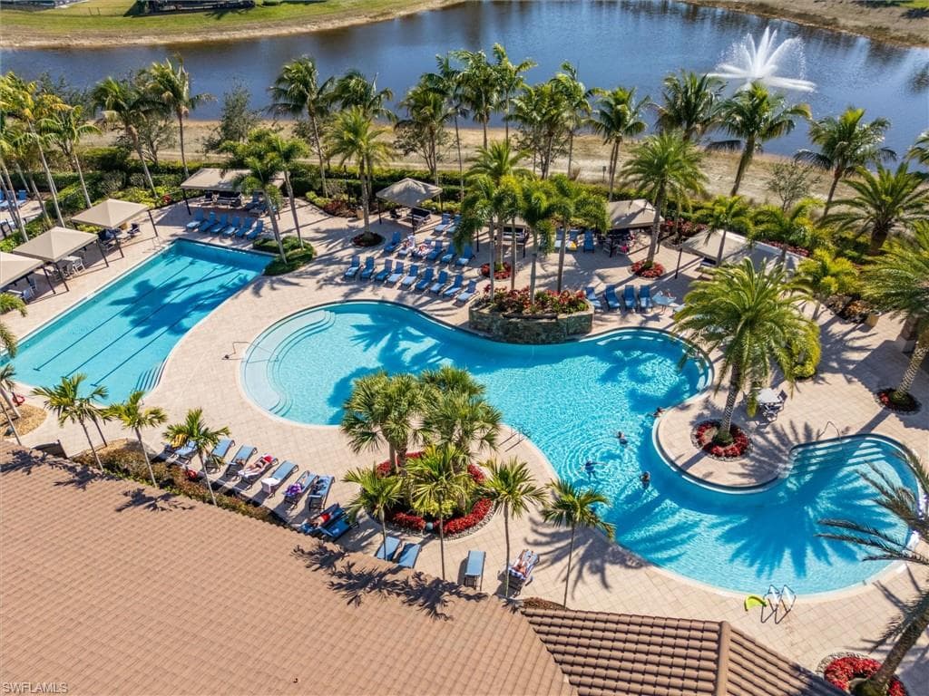 3296 Pacific DR-45