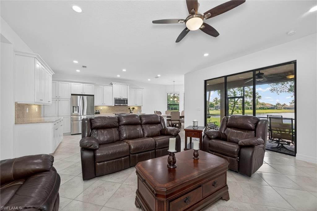 3296 Pacific DR-11