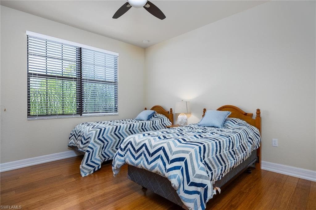 3296 Pacific DR-28