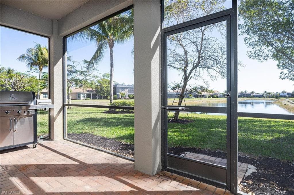 3296 Pacific DR-20