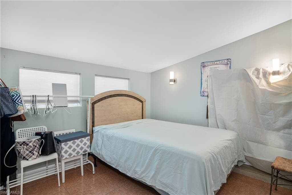 5350 Catts ST-15