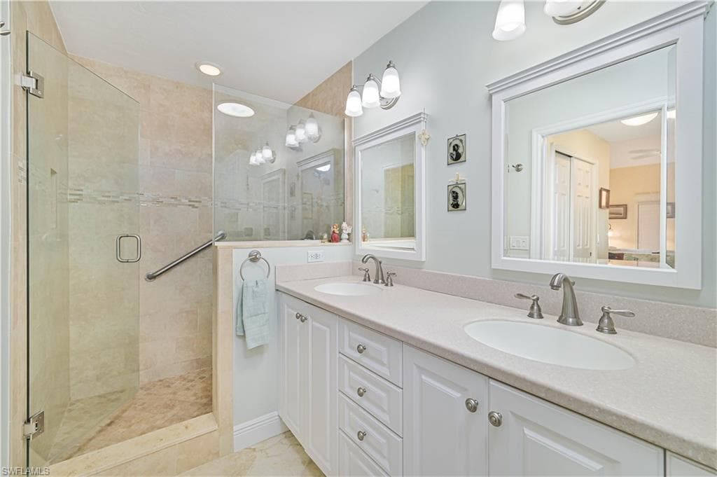 9252 Coral Isle WAY, FORT MYERS FL 33919-35