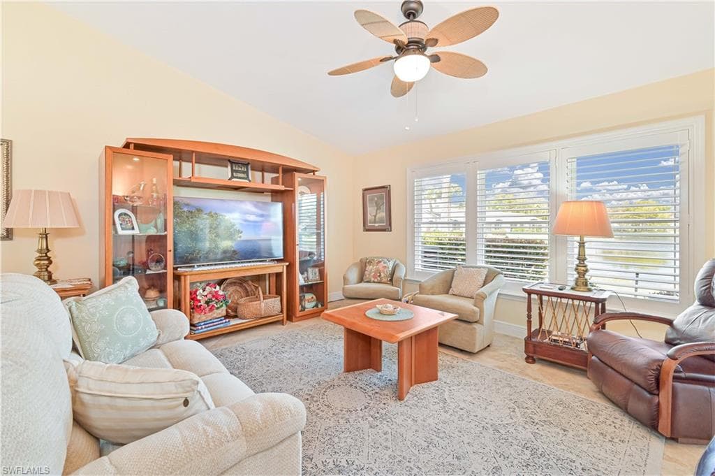 9252 Coral Isle WAY, FORT MYERS FL 33919-18