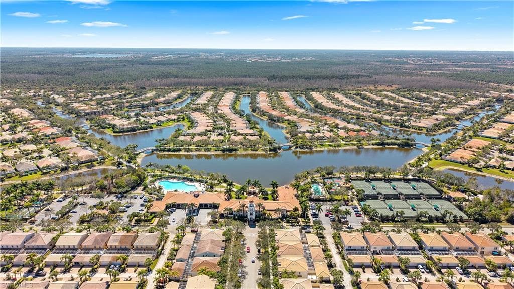 15127 Reef LN, BONITA SPRINGS FL 34135-41