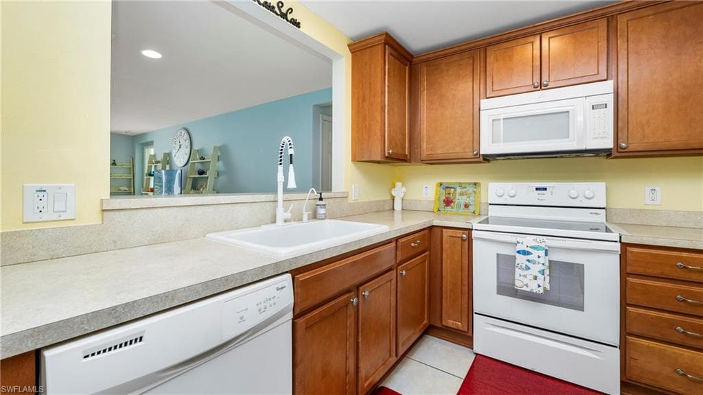 15127 Reef LN, BONITA SPRINGS FL 34135-9