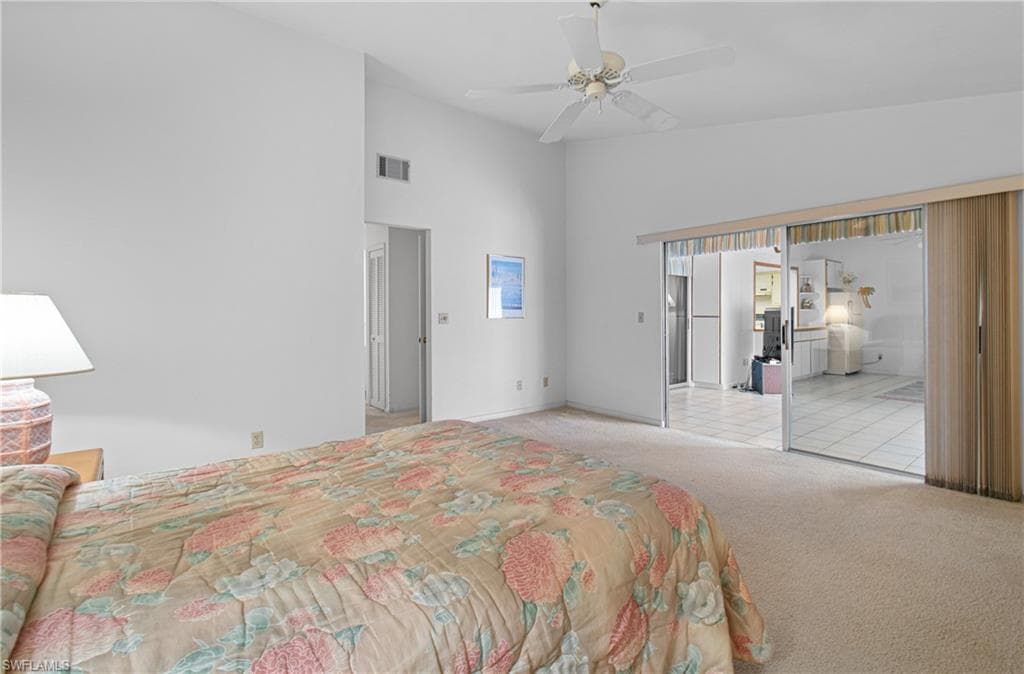 9777 Oakcrest CT, LEHIGH ACRES FL 33936-19