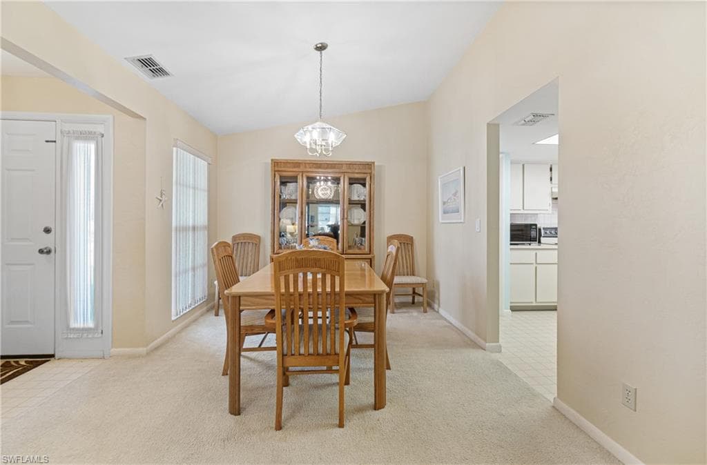 9777 Oakcrest CT, LEHIGH ACRES FL 33936-9
