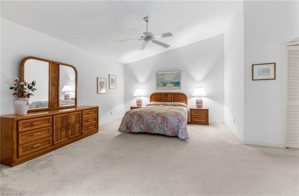 9777 Oakcrest CT, LEHIGH ACRES FL 33936-17