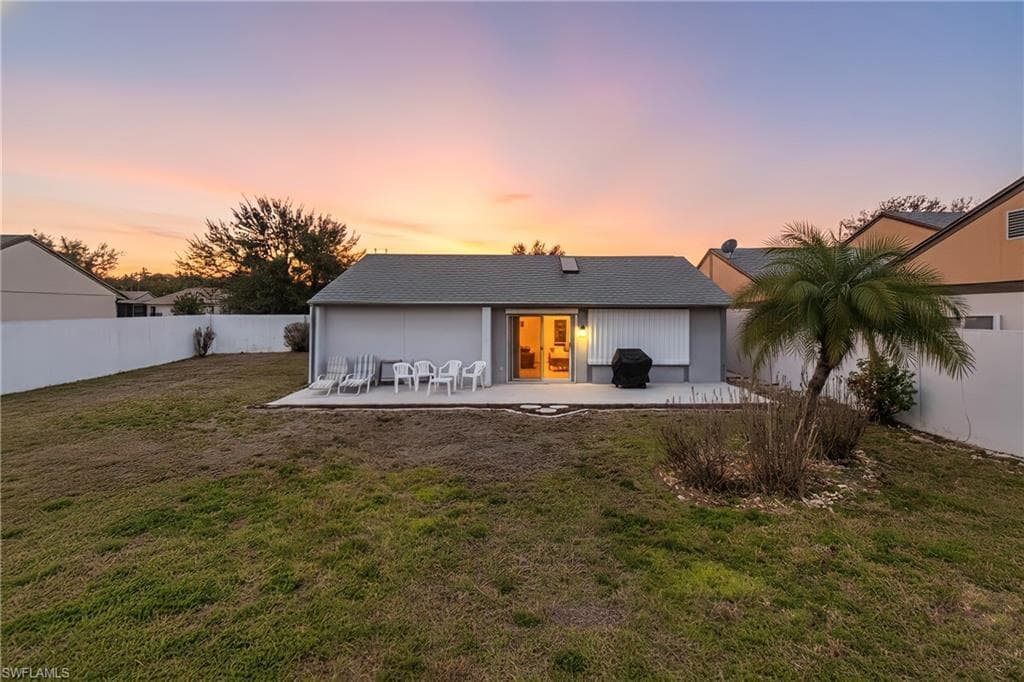 9777 Oakcrest CT, LEHIGH ACRES FL 33936-39