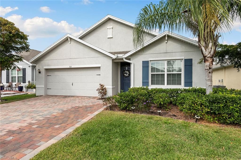 737 Hadley ST W, NAPLES FL 34104-21