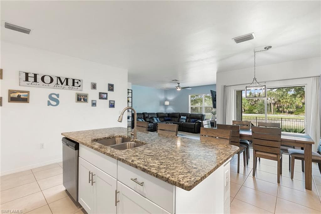 737 Hadley ST W, NAPLES FL 34104-8