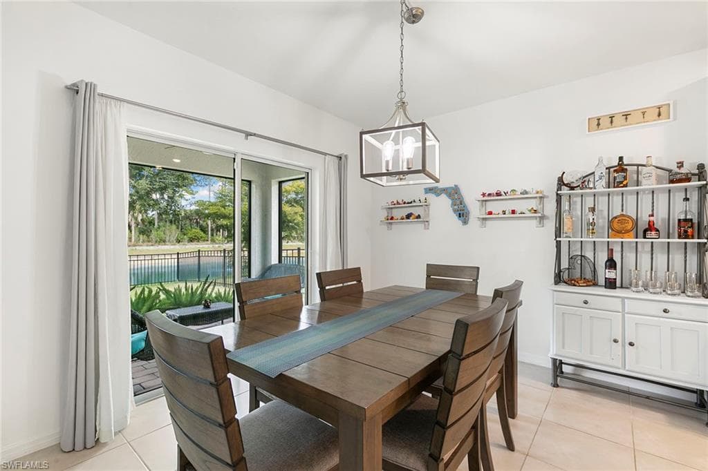 737 Hadley ST W, NAPLES FL 34104-9