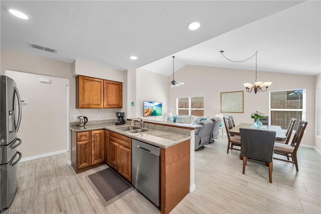 15069 Cloverdale DR, FORT MYERS FL 33919-7