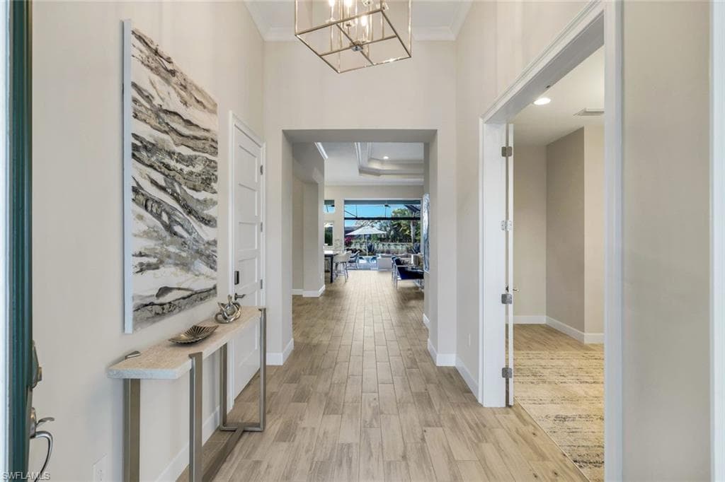 5715 Clarendon DR-3