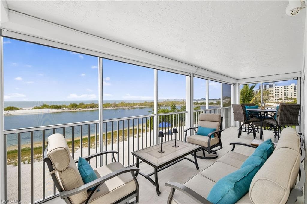7000 Estero BLVD 100-1