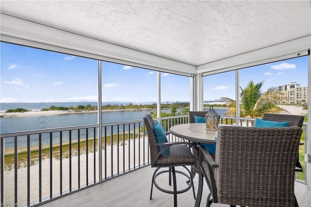 7000 Estero BLVD 100-6