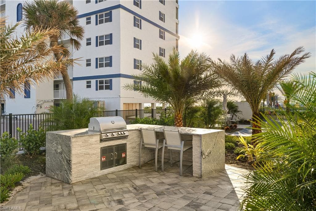 7000 Estero BLVD 100-28