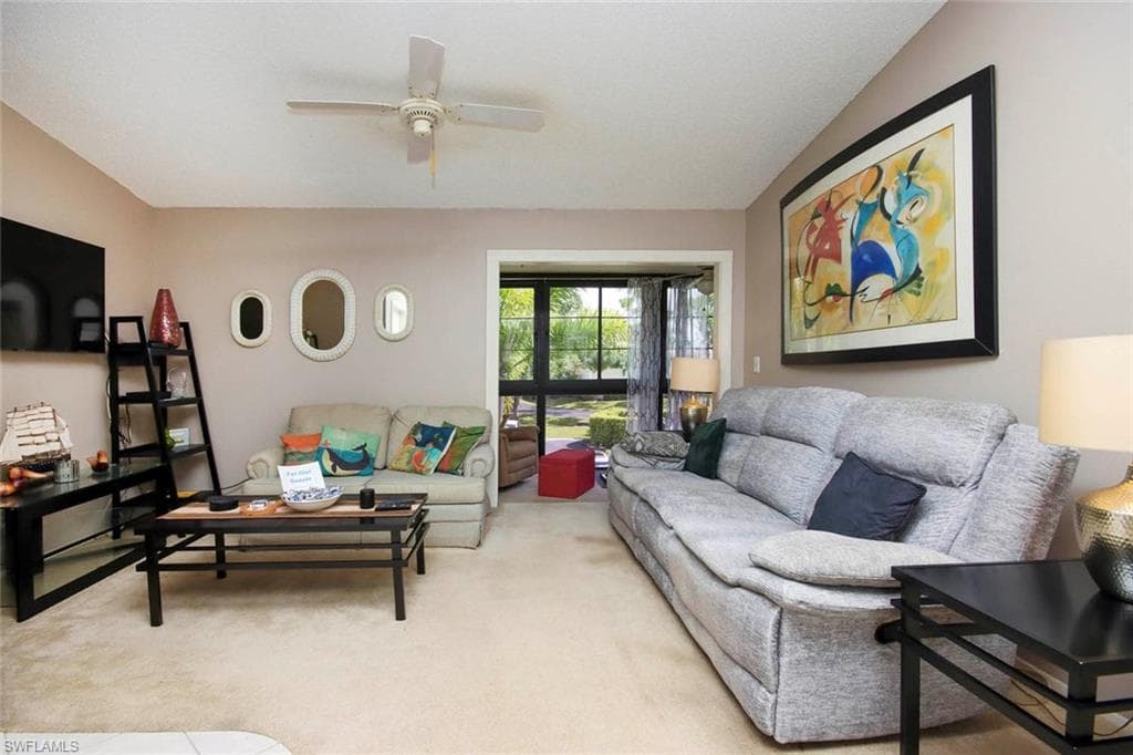 8121 S Woods CIR Unit 5-2