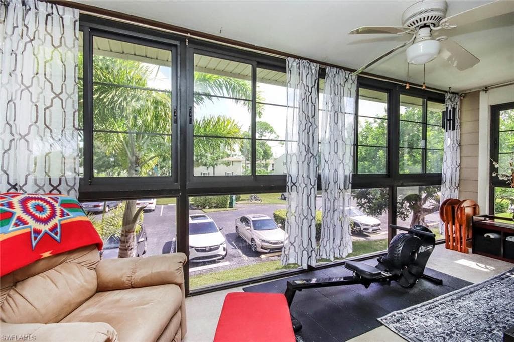 8121 S Woods CIR Unit 5-9