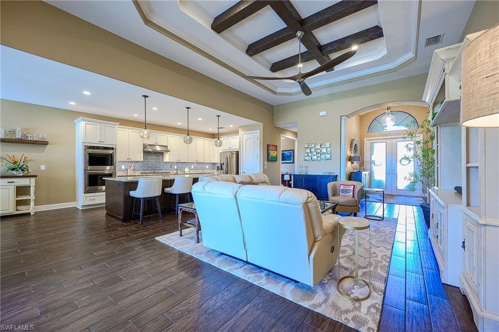 10505 Valencia Lakes DR-6