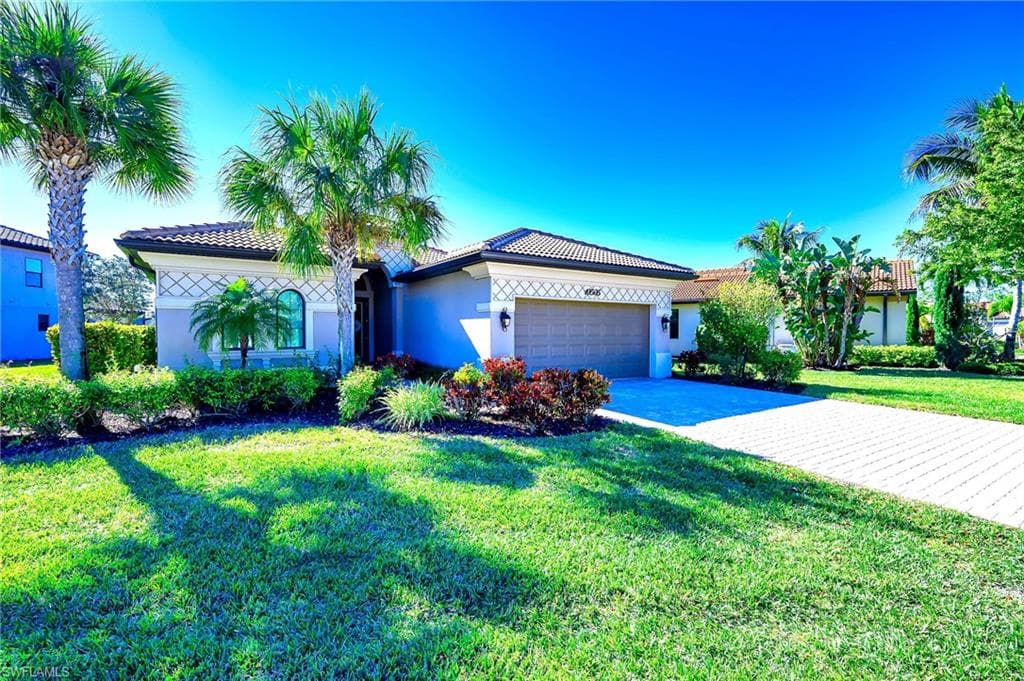 10505 Valencia Lakes DR-2