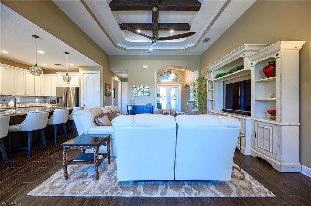 10505 Valencia Lakes DR-8