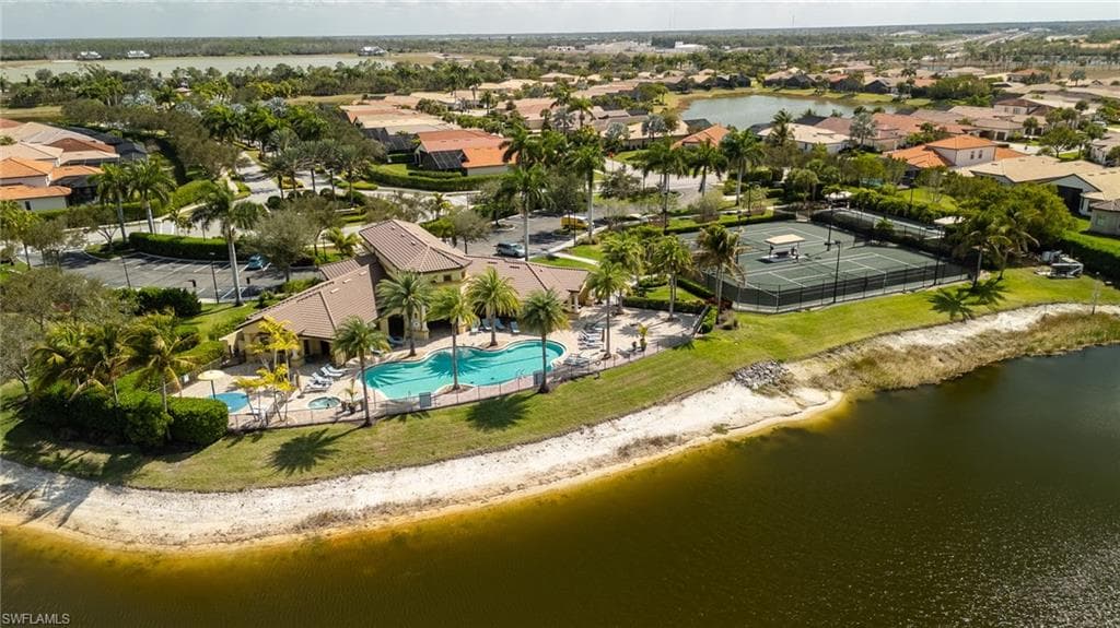 10505 Valencia Lakes DR-44