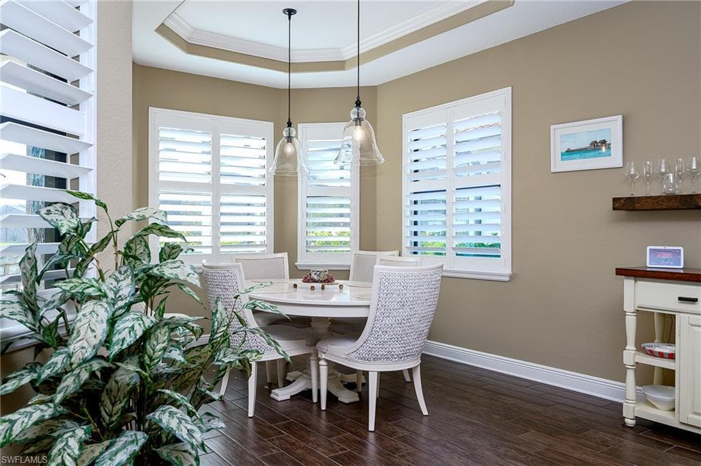 10505 Valencia Lakes DR-17