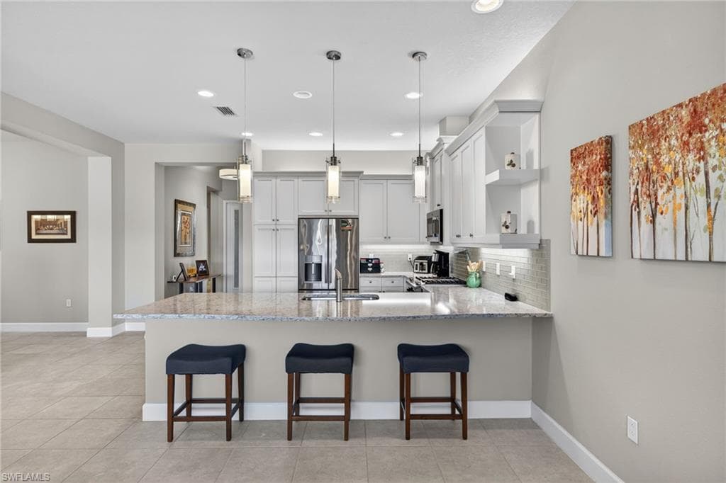 28532 Lobos CIR-8