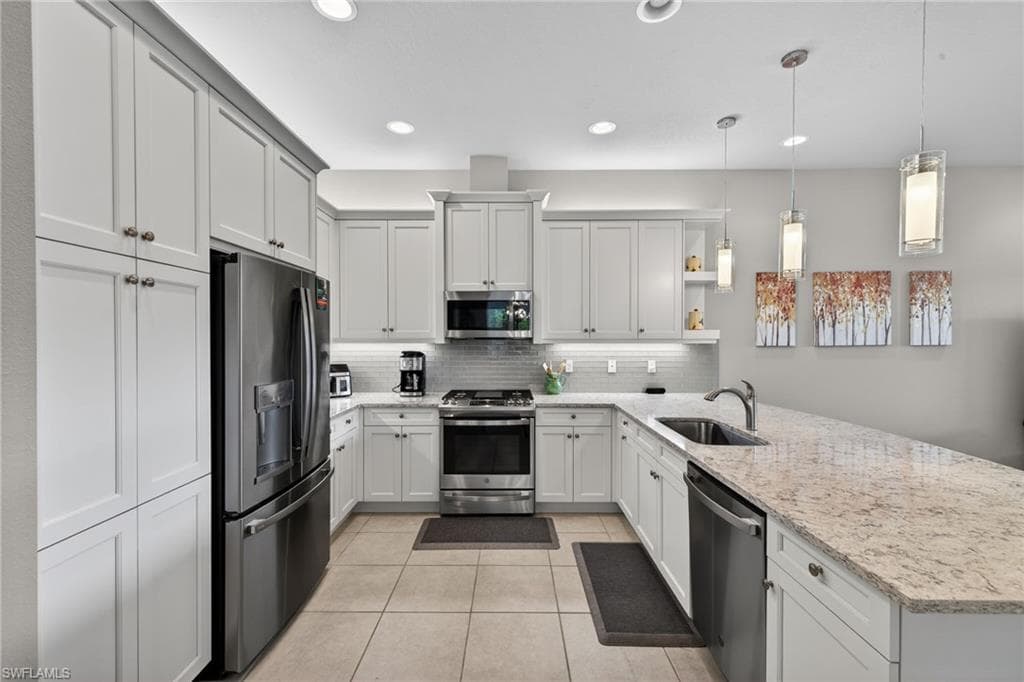 28532 Lobos CIR-7