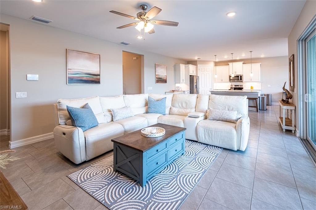 18702 Lake Hammock DR, NAPLES FL 34114-12