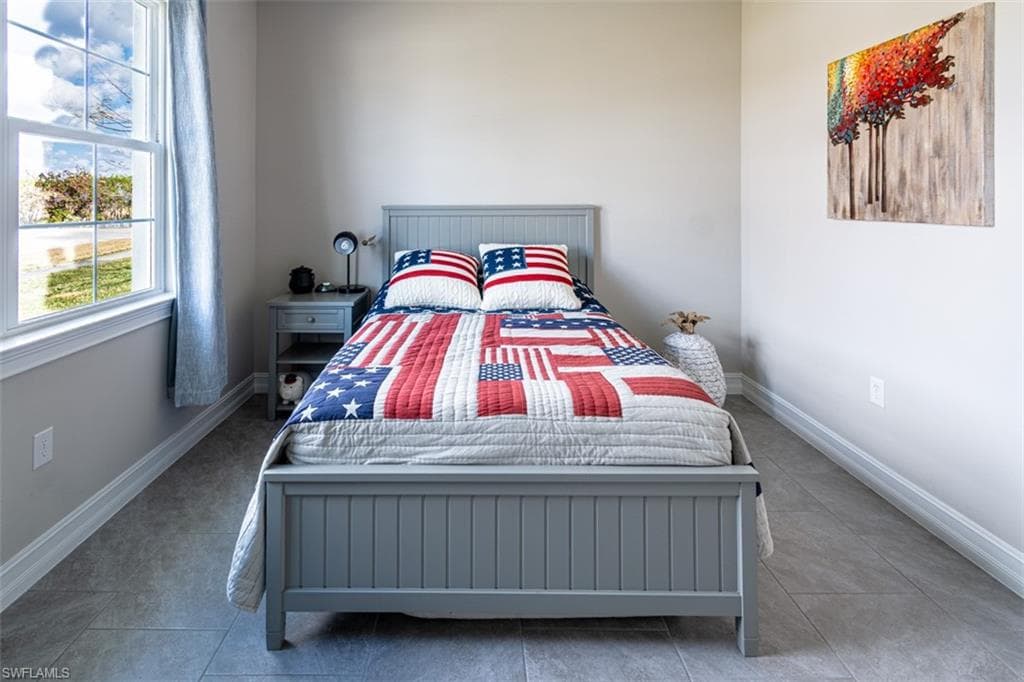 18702 Lake Hammock DR, NAPLES FL 34114-7