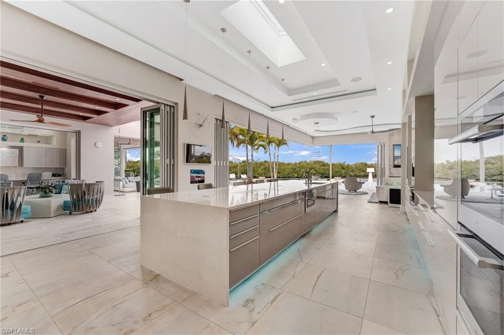 103 Montrose DR, FORT MYERS FL 33919-25