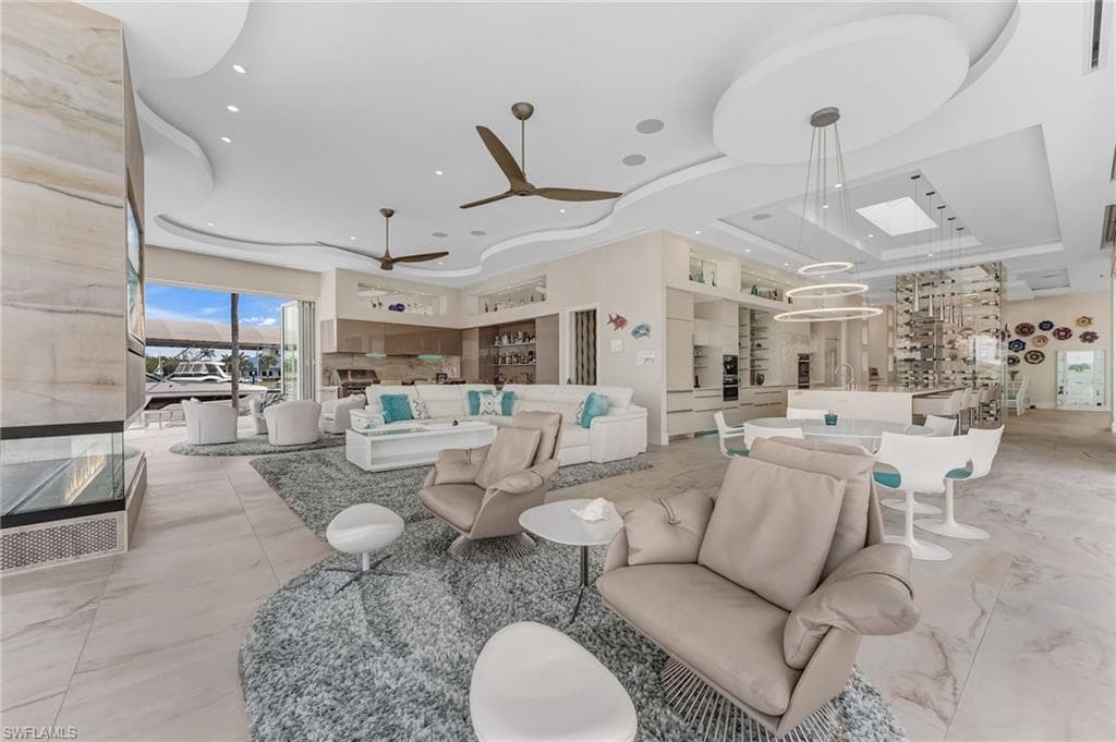 103 Montrose DR, FORT MYERS FL 33919-21