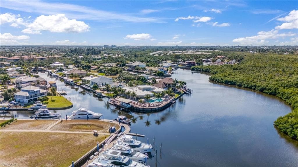 103 Montrose DR, FORT MYERS FL 33919-6