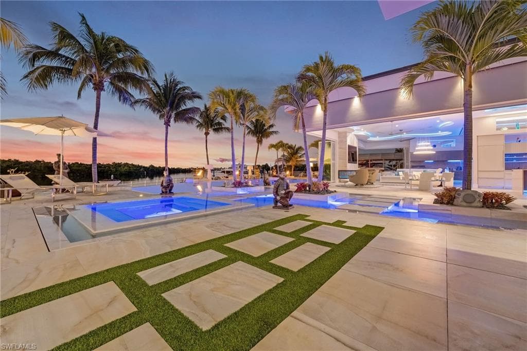 103 Montrose DR, FORT MYERS FL 33919-2