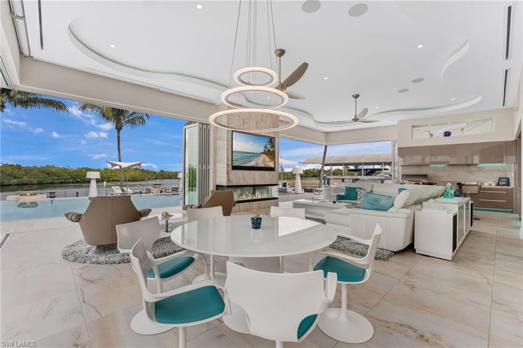 103 Montrose DR, FORT MYERS FL 33919-19