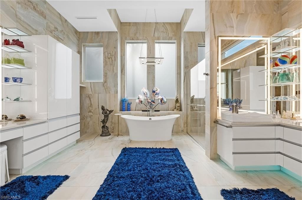 103 Montrose DR, FORT MYERS FL 33919-37