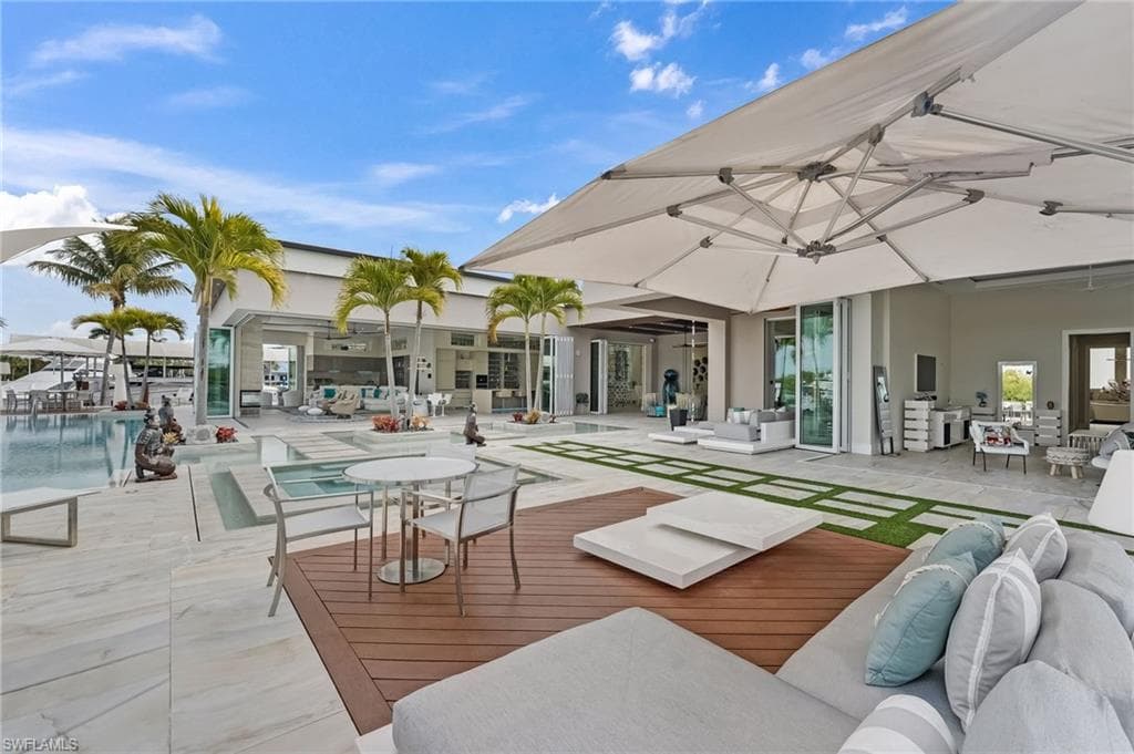 103 Montrose DR, FORT MYERS FL 33919-13