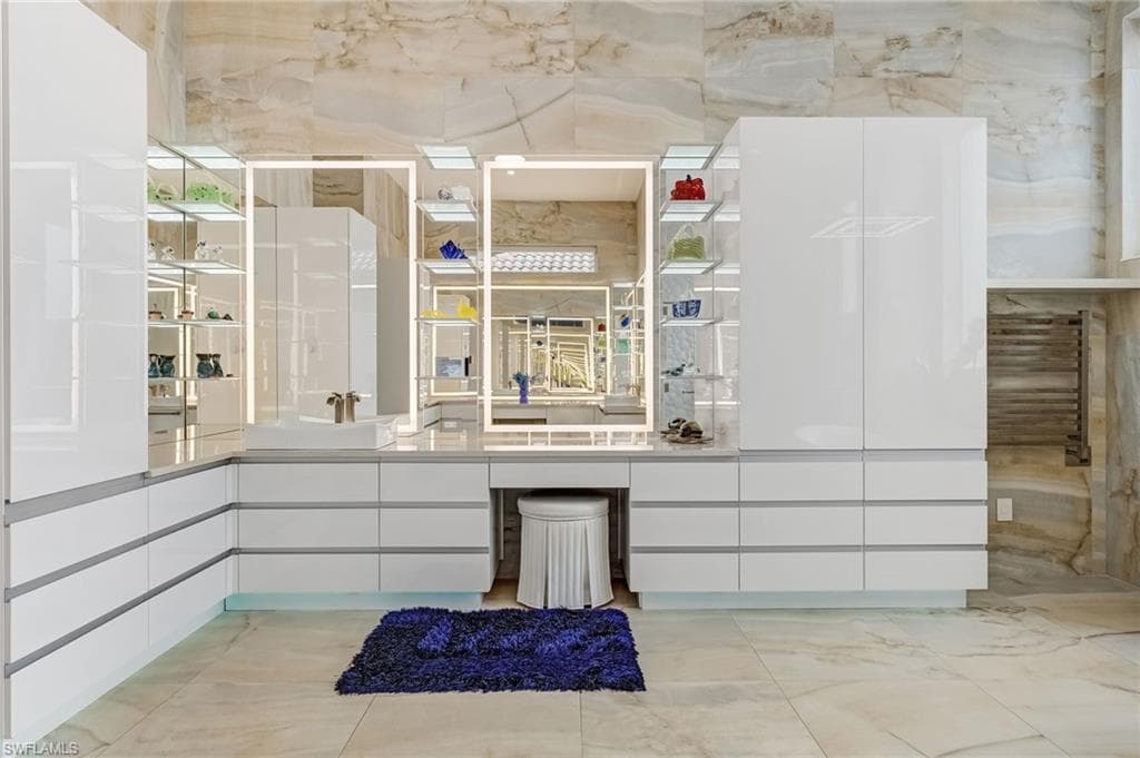 103 Montrose DR, FORT MYERS FL 33919-34