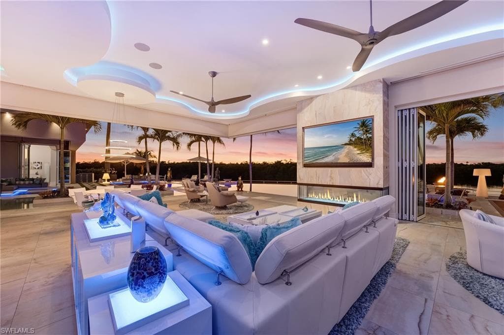 103 Montrose DR, FORT MYERS FL 33919-3