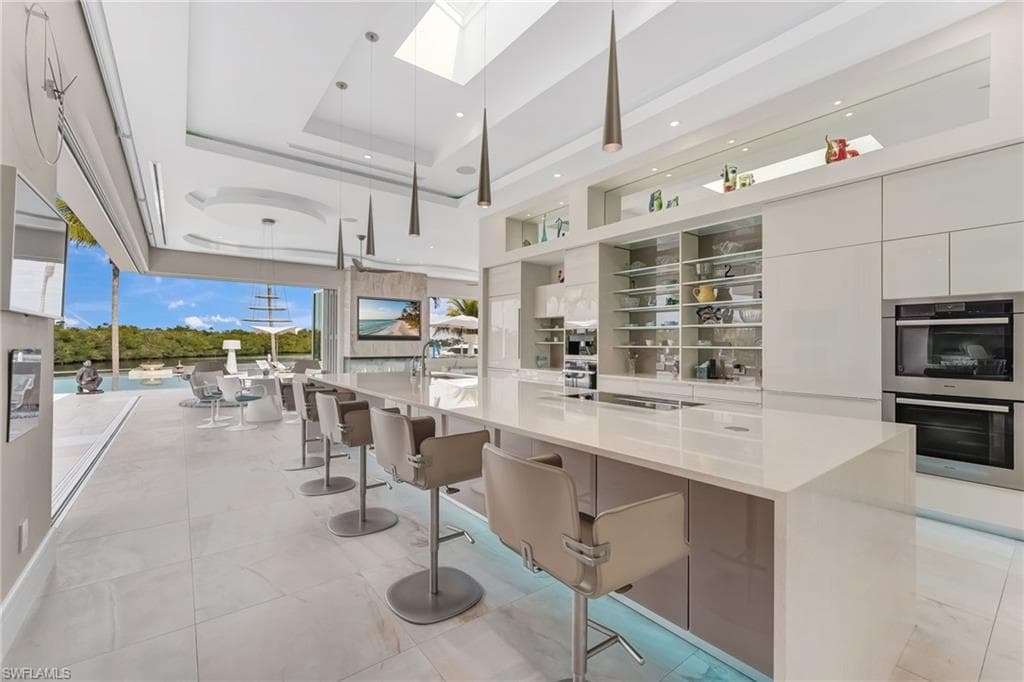 103 Montrose DR, FORT MYERS FL 33919-24