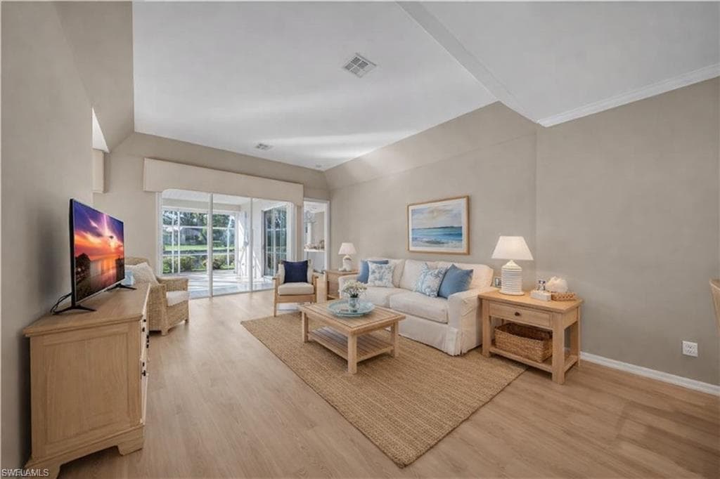 8601 Fairway Bend DR-23