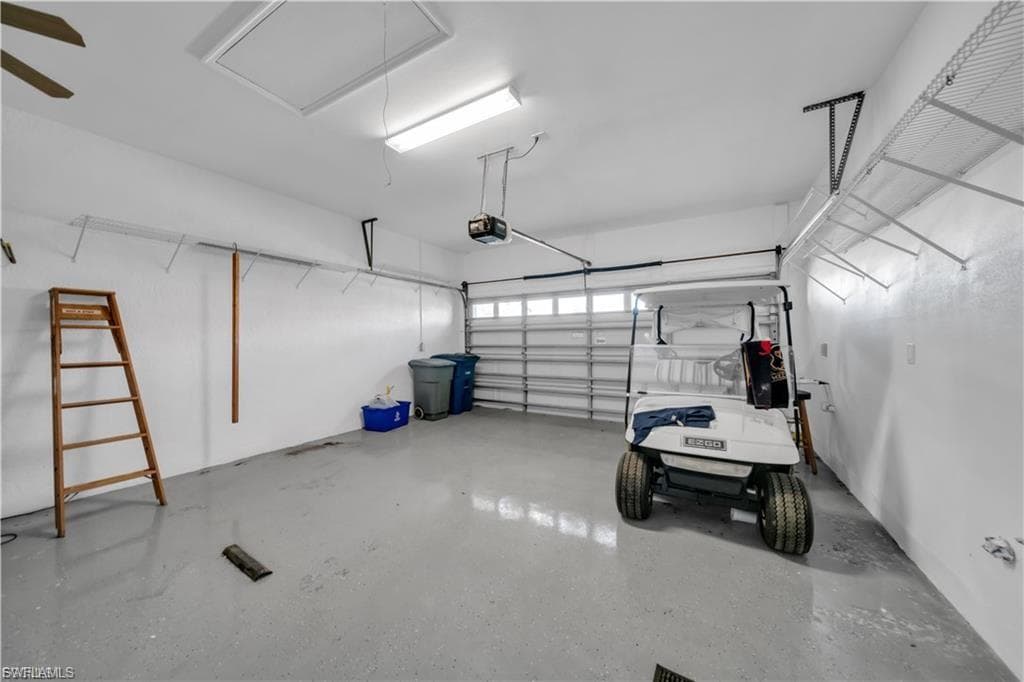 8601 Fairway Bend DR-39