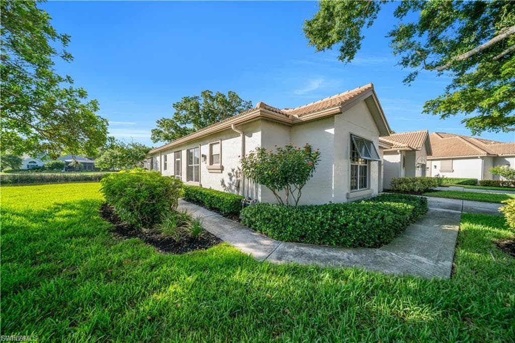 8601 Fairway Bend DR-30