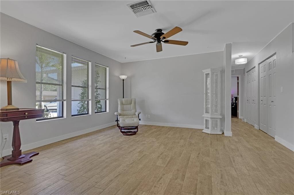 28025 Oak LN-9