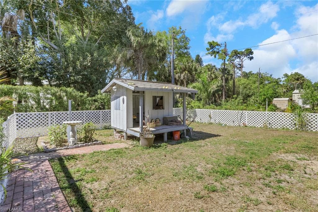 28025 Oak LN-39