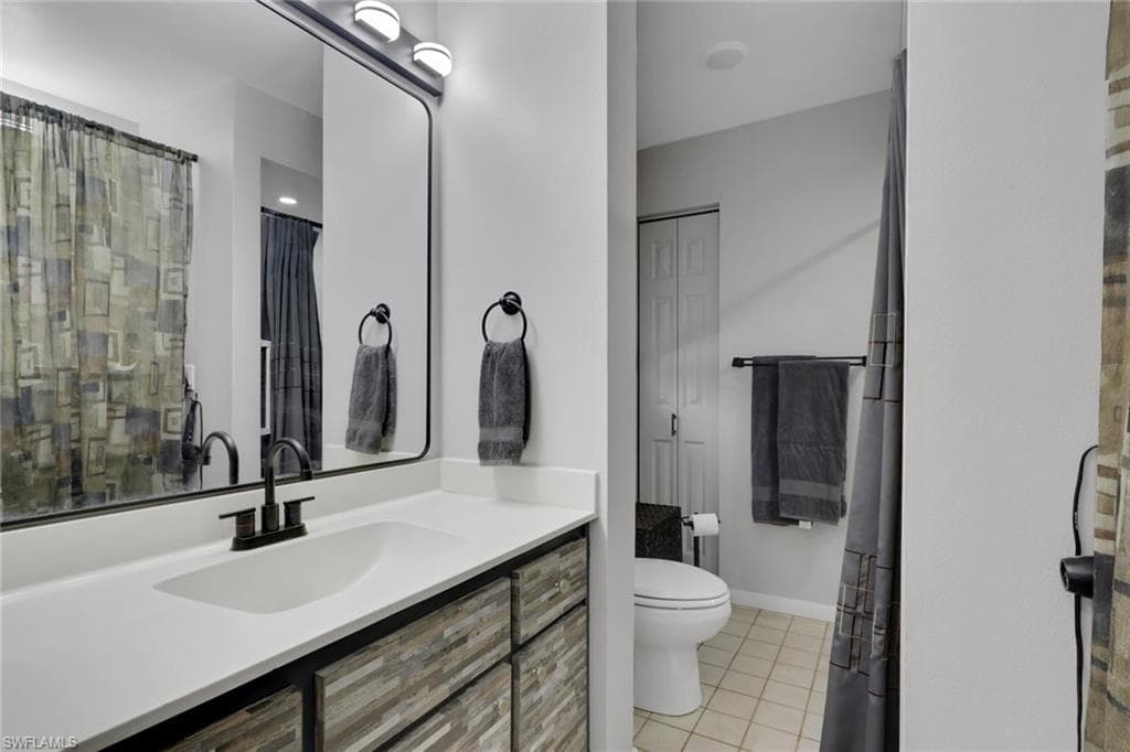 28025 Oak LN-24