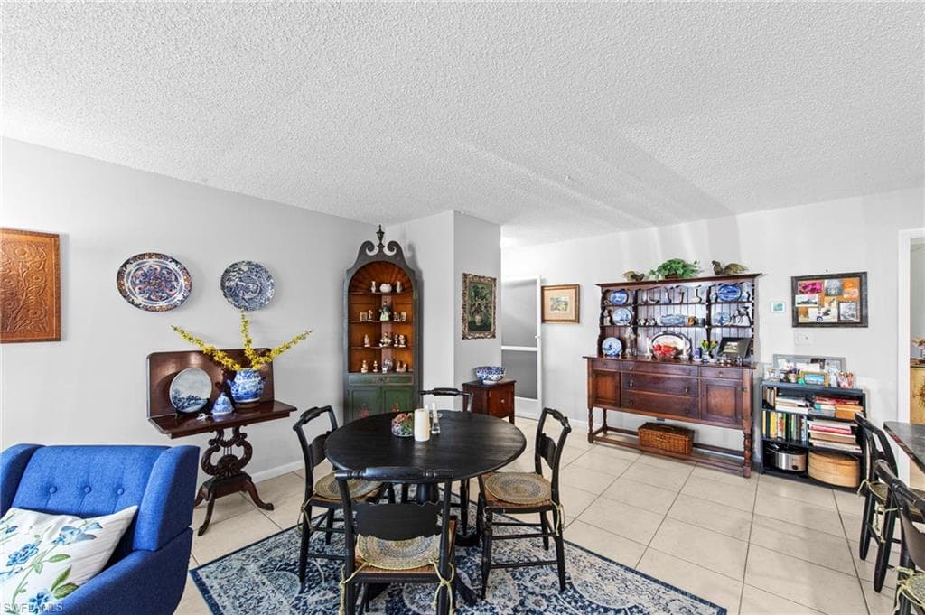 256 Palm DR 1-6