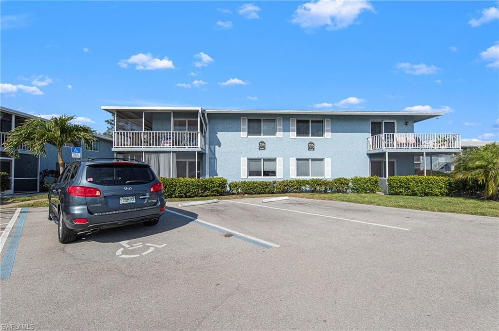256 Palm DR 1-2